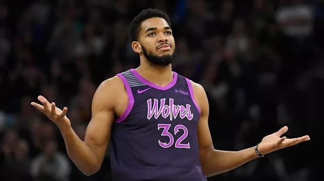 卡佩罗：差点被打成0-2前尤文踢得很糟；两名边锋回防是好迹象